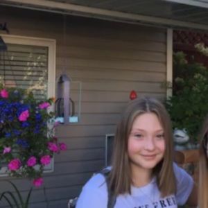 Meet your Posher, Claire